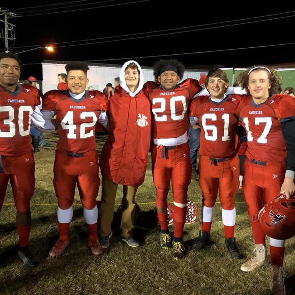 Meet your Posher, Deandre - Picture 1 of 1